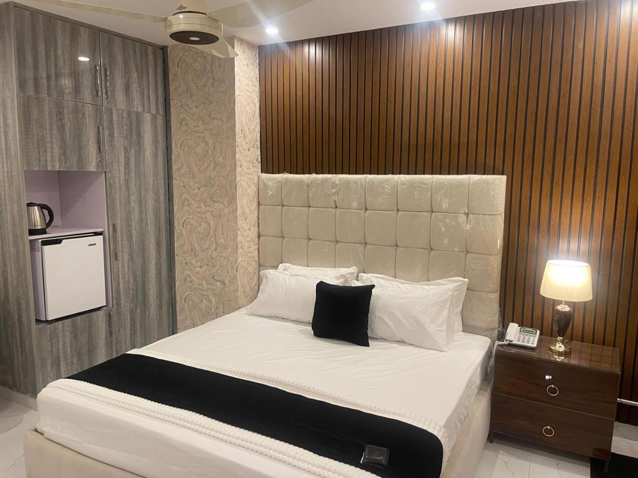Hotel Croydon International راوالبيندي المظهر الخارجي الصورة
