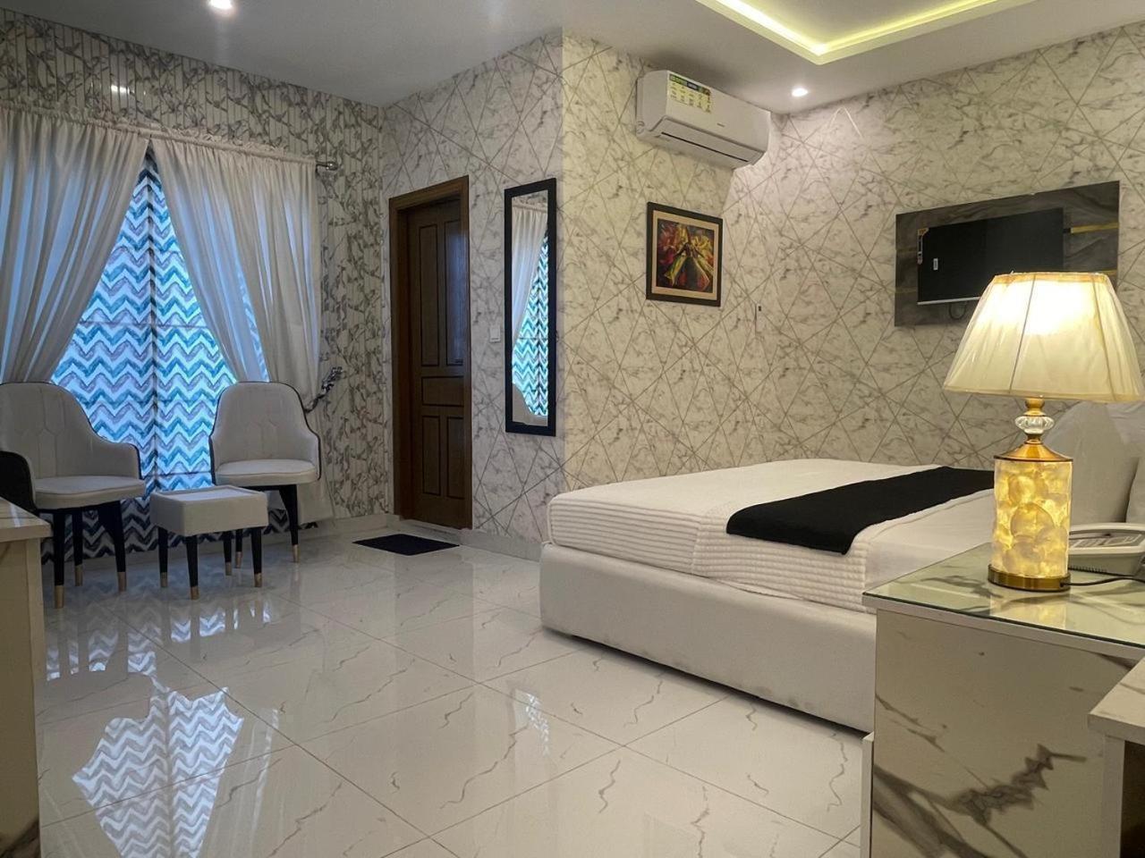 Hotel Croydon International راوالبيندي المظهر الخارجي الصورة
