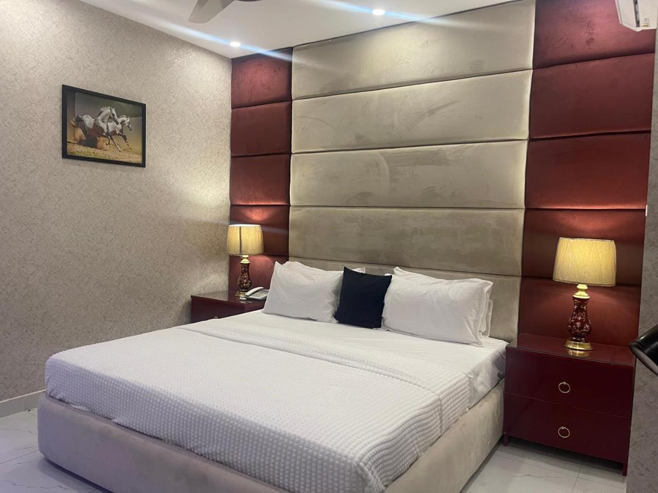 Hotel Croydon International راوالبيندي المظهر الخارجي الصورة