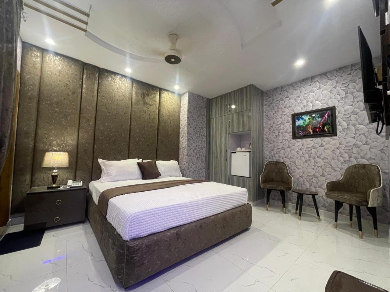 Hotel Croydon International راوالبيندي المظهر الخارجي الصورة